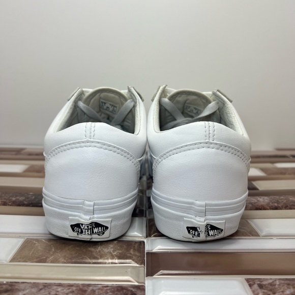Vans Old Skool Classic Tumble Shoe white leather size 7 in women size 5.5 in men - Picture 4 of 15
